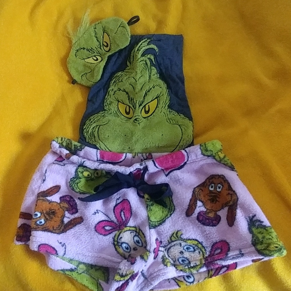 Grinch pajama set